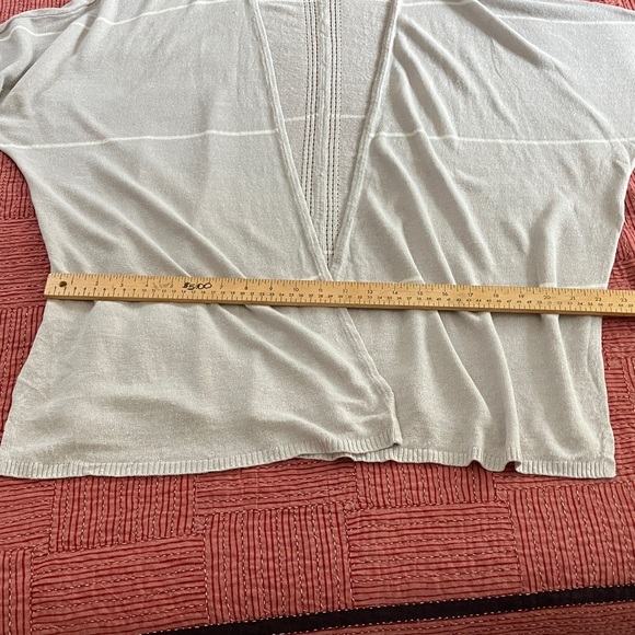 Gentle Fawn women’s Gray Knit Sweater size small fits bigger in my opinion s/m/l - Picture 8 of 15